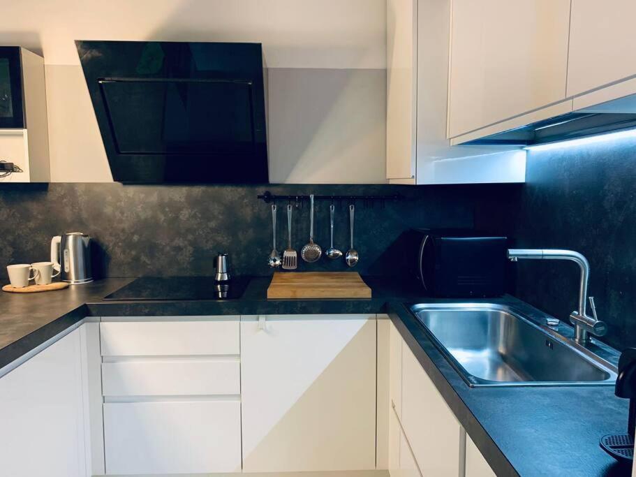 Benvenuti In Casa Peluca! Apartment Местре Екстериор снимка